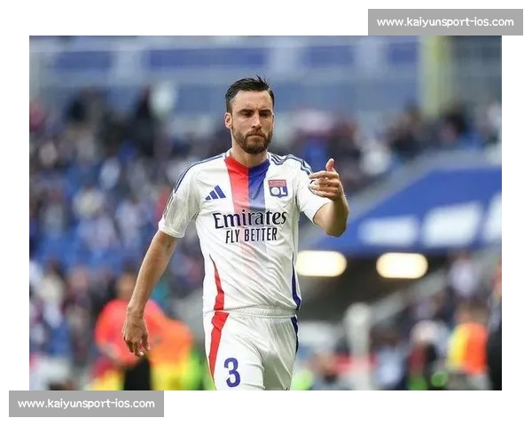 塞维利亚锁定阿根廷国脚!塔利亚菲科自由身加盟在即,左路补强迎关键拼图 塞维利亚锁定阿根廷国脚!塔利亚菲科自由身加盟在即,左路补强迎关键拼图