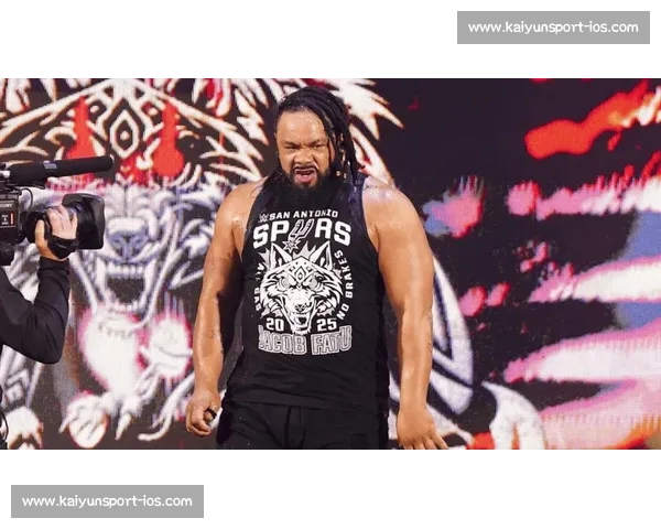 雅各布 - 法图与索罗 - 西科亚：从兄弟情到擂台死敌的背叛传奇