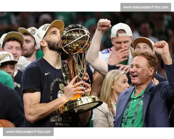 塔图姆术后穿保护靴启动力量训练：科学康复与冠军基因的双重博弈